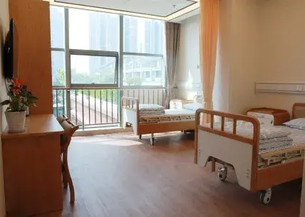 苏州瑞虹养老院 · 房间