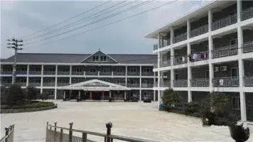 建德市乾潭镇福利中心 · 外观