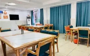 重庆合川区康乐老年公寓 · 餐厅