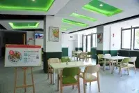 常青社·凯尔慈诚老年公寓(长寿区渡舟街道养老服务中心) · 餐厅