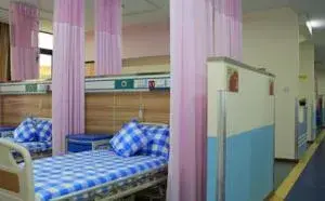 重庆江北德仁失能老人养护中心 · 房间