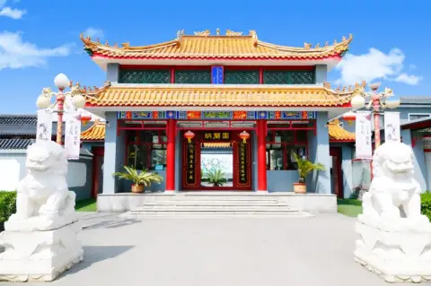 北京市海淀区纳兰园老年公寓 · 封面