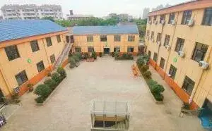 南京市江北新区安平养老护理院 · 外观