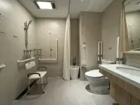 泰康之家·和平府 · 卫生间